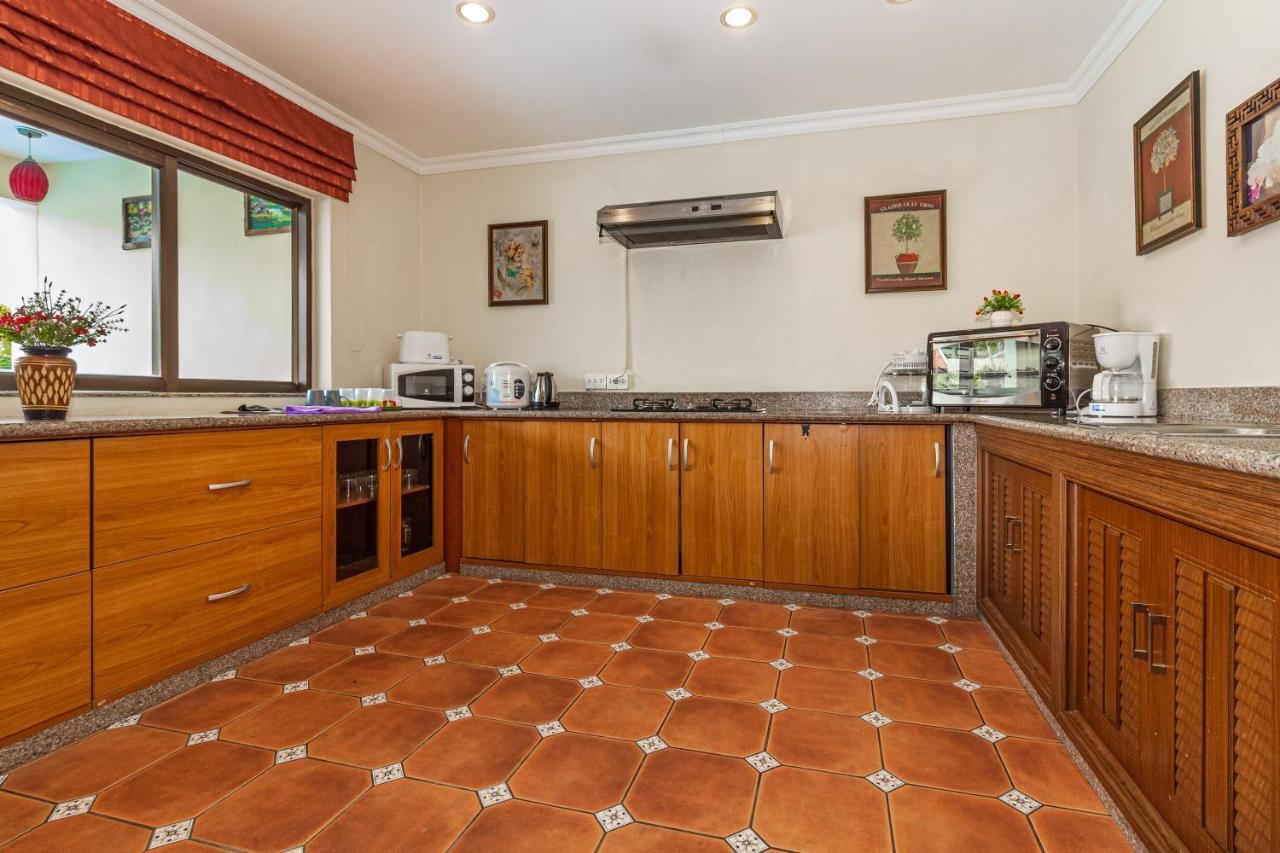 Viewbor Villa - Pattaya Holiday House Walking Street 4 Bedrooms Екстериор снимка